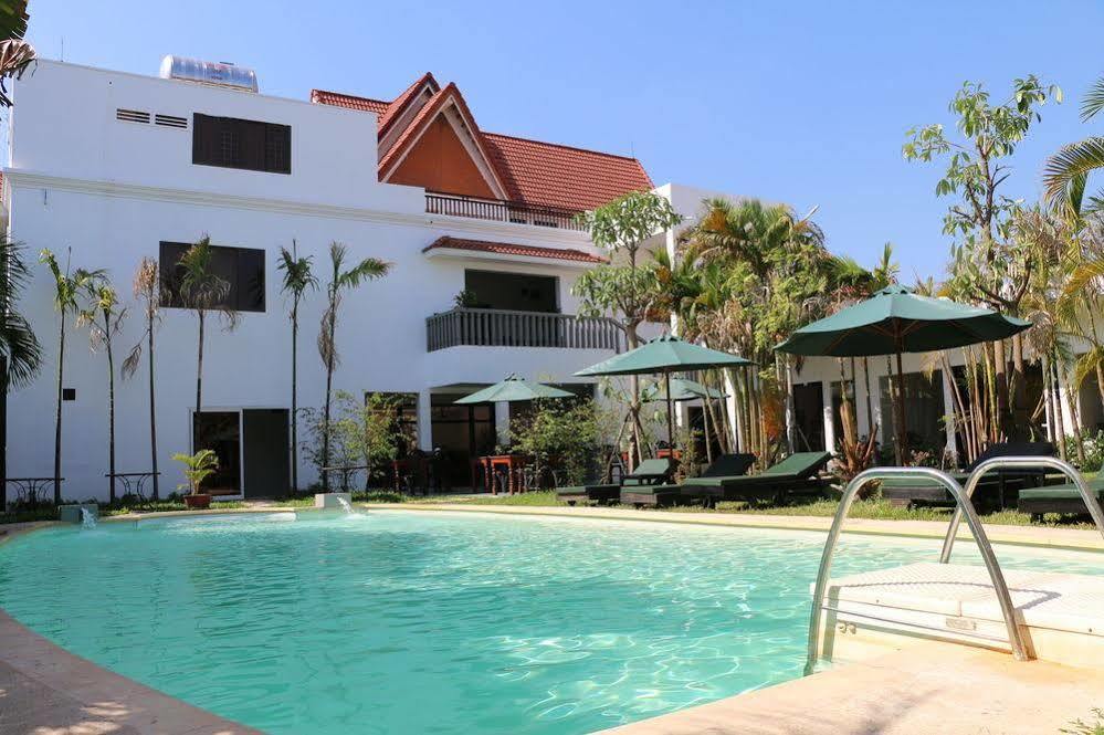 Antique Palm Hotel Siem Reap Exterior photo